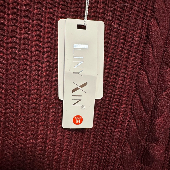 Liny Xin Women’s Burgundy Cable Knit Sweater NWT Medium Slightly Oversized New - Picture 7 of 8